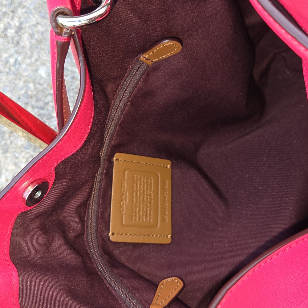 Coach Lexi Red Leather & Jacquard Fabric Shoulder Bag F57540 $498 Retail EUC - Picture 3 of 16